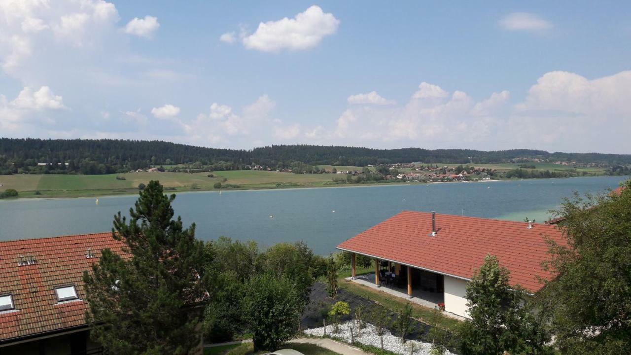 Le Charme Des 2 Lacs Malbuisson Dış mekan fotoğraf